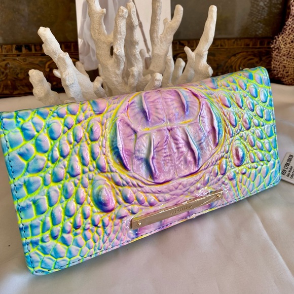 “EYE”💕🍭COTTON CANDY🍭💕 OMBRE BRAHMIN ADY WALLET NWT - Picture 7 of 7